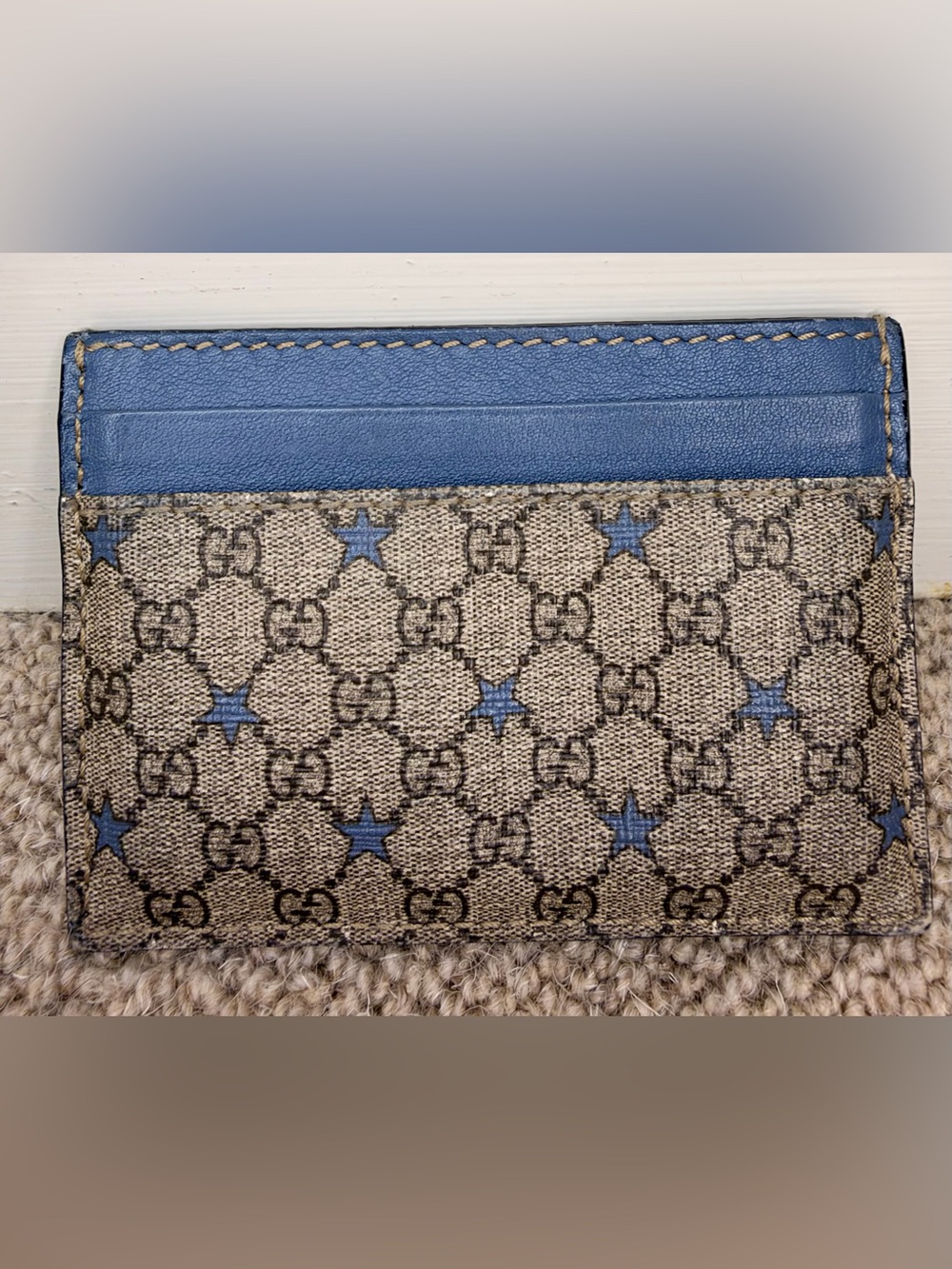 Gucci Beige/tan GG Supreme Card holder/case with Blue Star Accents